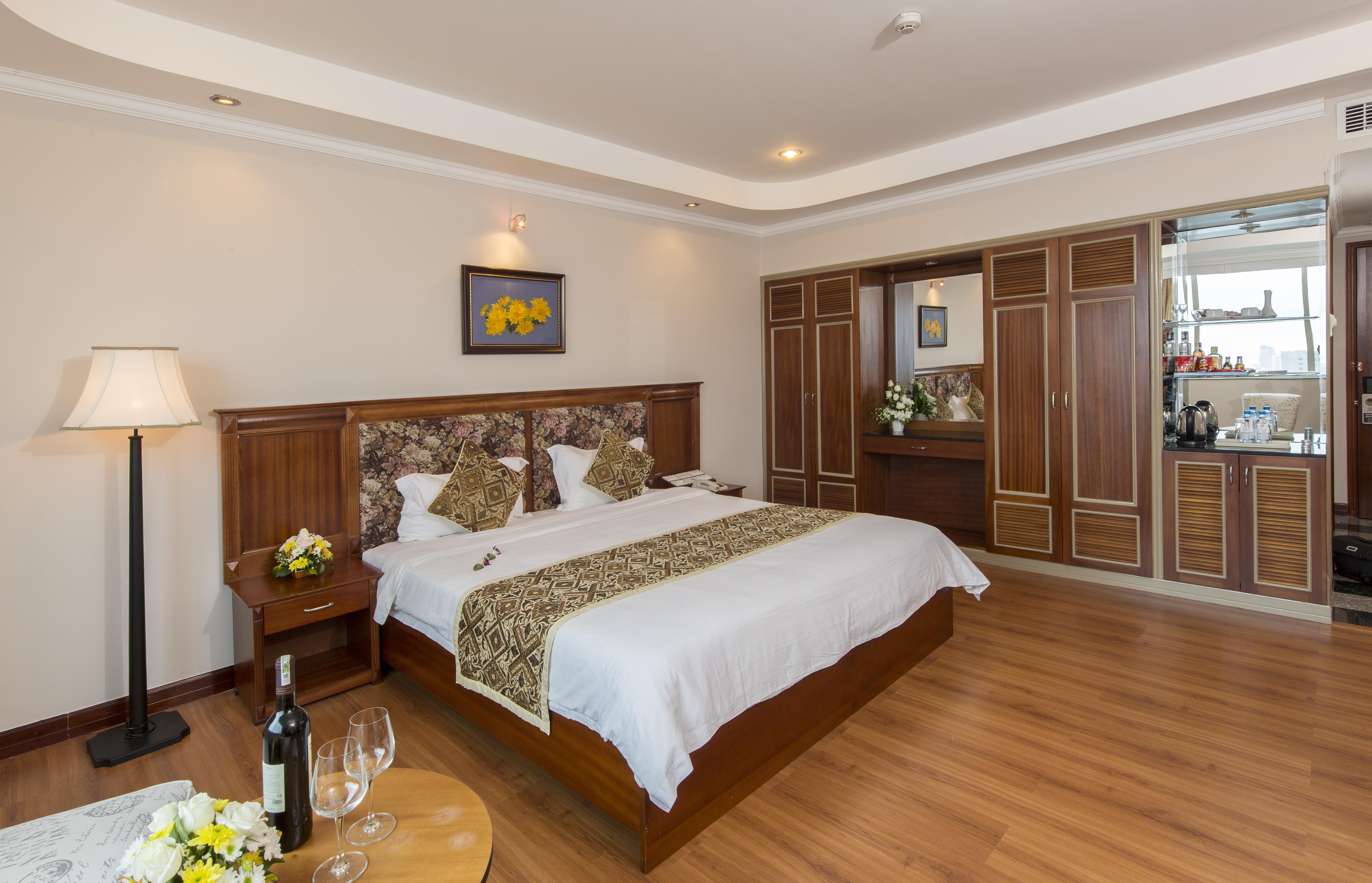 Muong Thanh Luxury Song Han Hotel Дананг Екстериор снимка