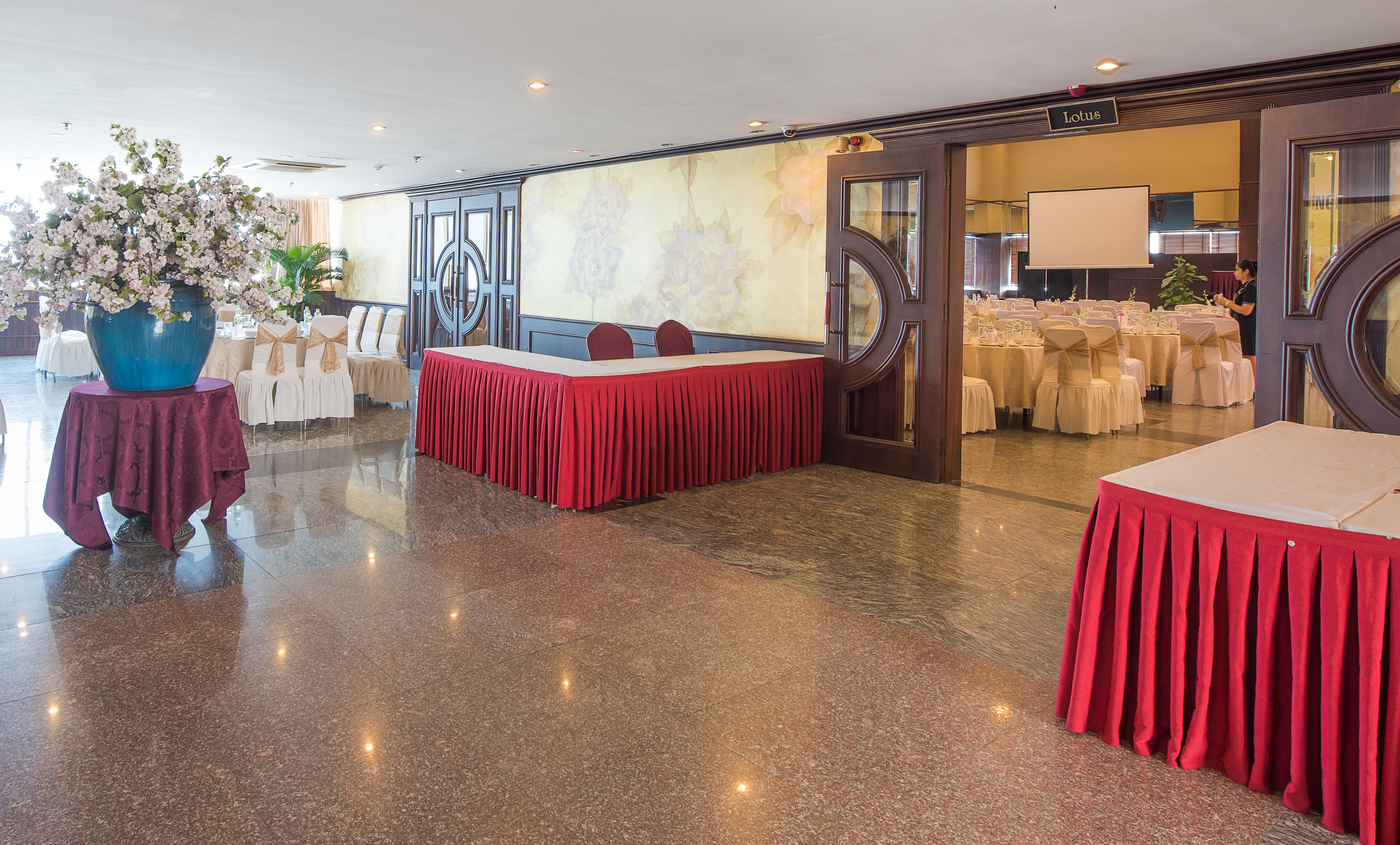 Muong Thanh Luxury Song Han Hotel Дананг Екстериор снимка